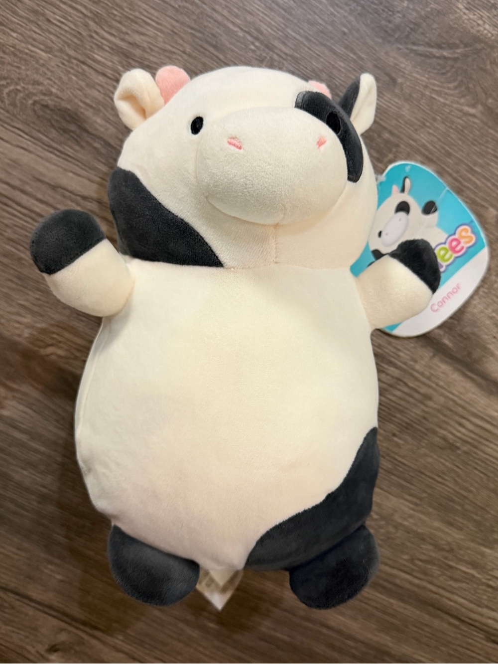 Squishmallow Connor The Cow Hug Mee 10in